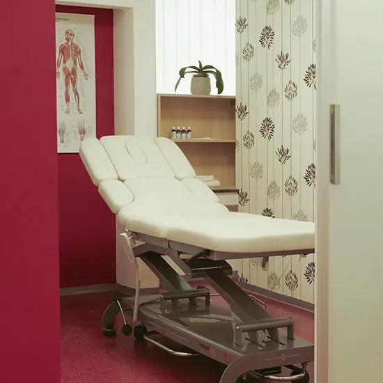 therapy table in enigma physio cener