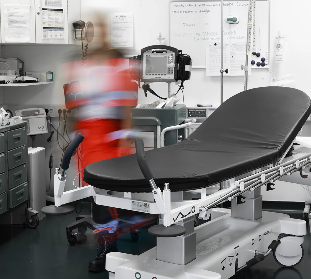 Medical staff using the Stretcher X2 trolley at the Sežana Emergency Center